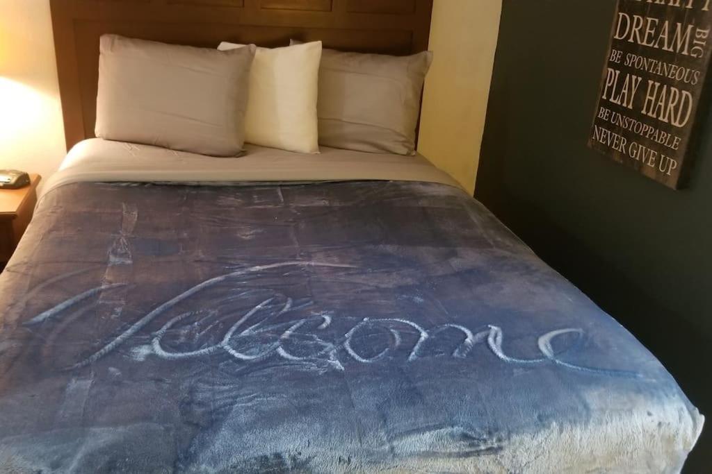 Hotel King Bed Hotel Room 120 Booking 斯蒂尔沃特 外观 照片