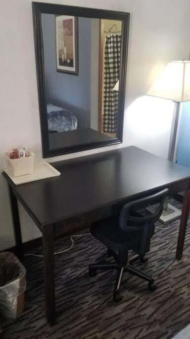 Hotel King Bed Hotel Room 120 Booking 斯蒂尔沃特 外观 照片